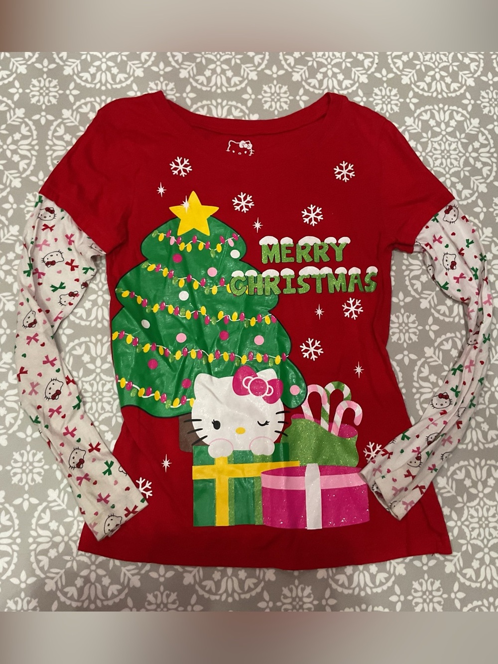 Hello Kitty Girls Red & White Christmas Long Sleeve Shirt Size L (10/12)